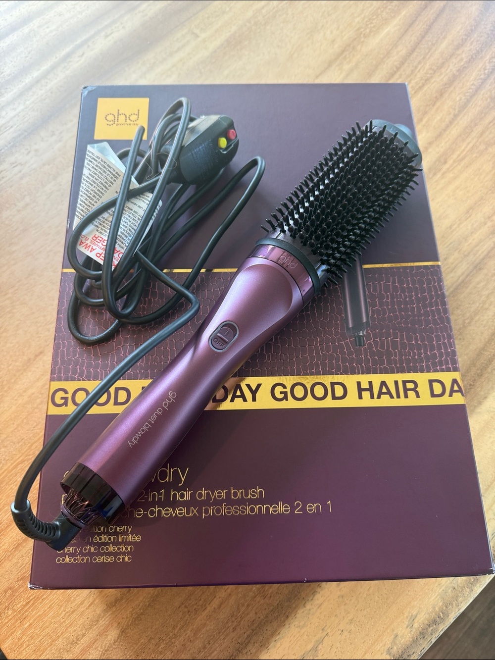 LIKE NEW GHD 2-in-1 Duet Blowdry Hair Dryer Brush — Deep Purple